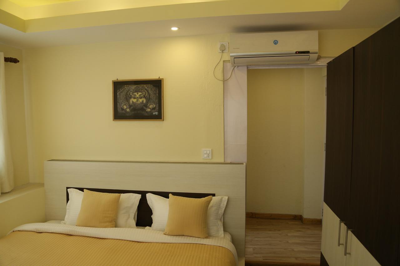 Bed And Breakfast Thamel Katmandú Exterior foto