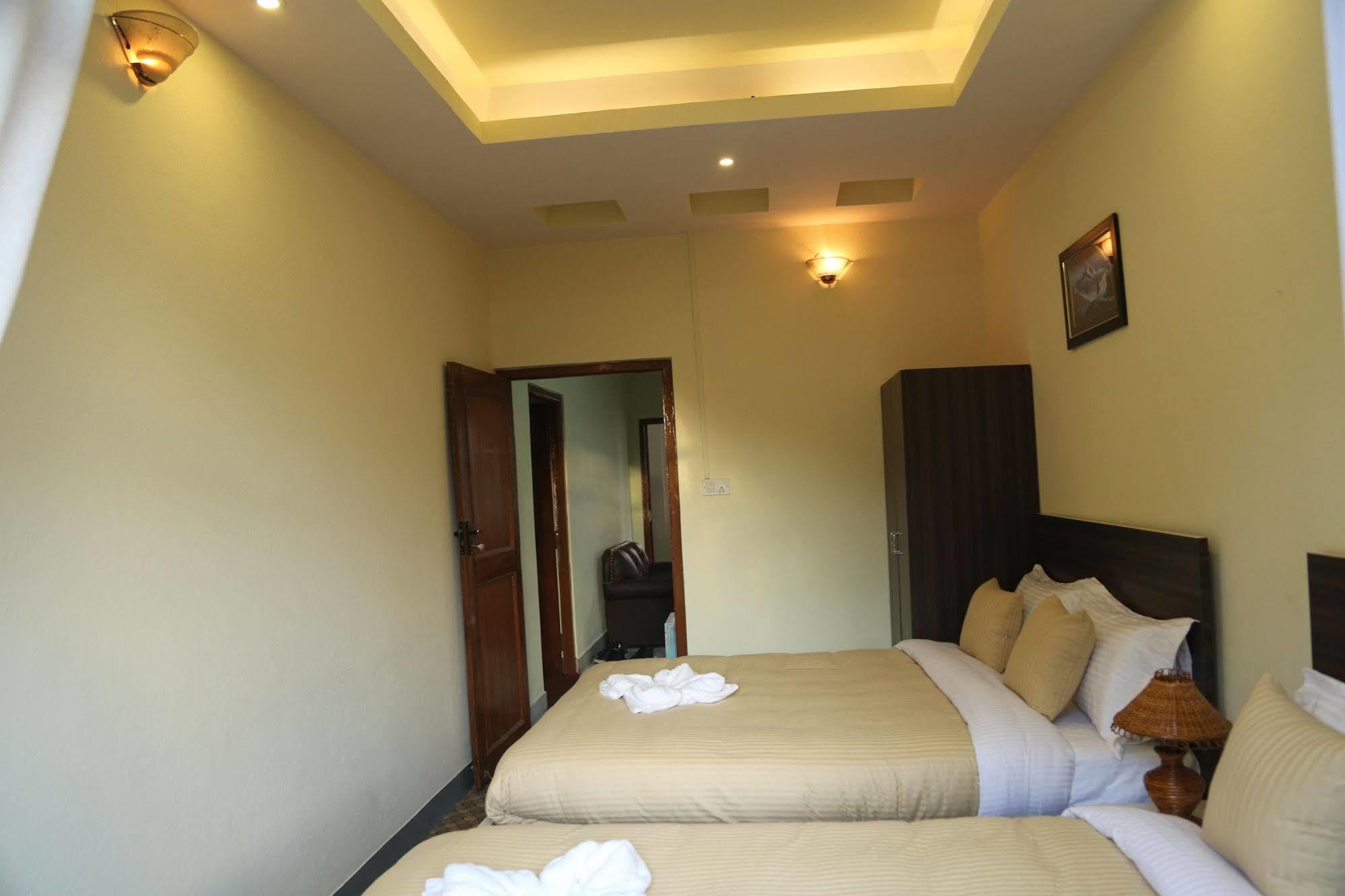 Bed And Breakfast Thamel Katmandú Exterior foto