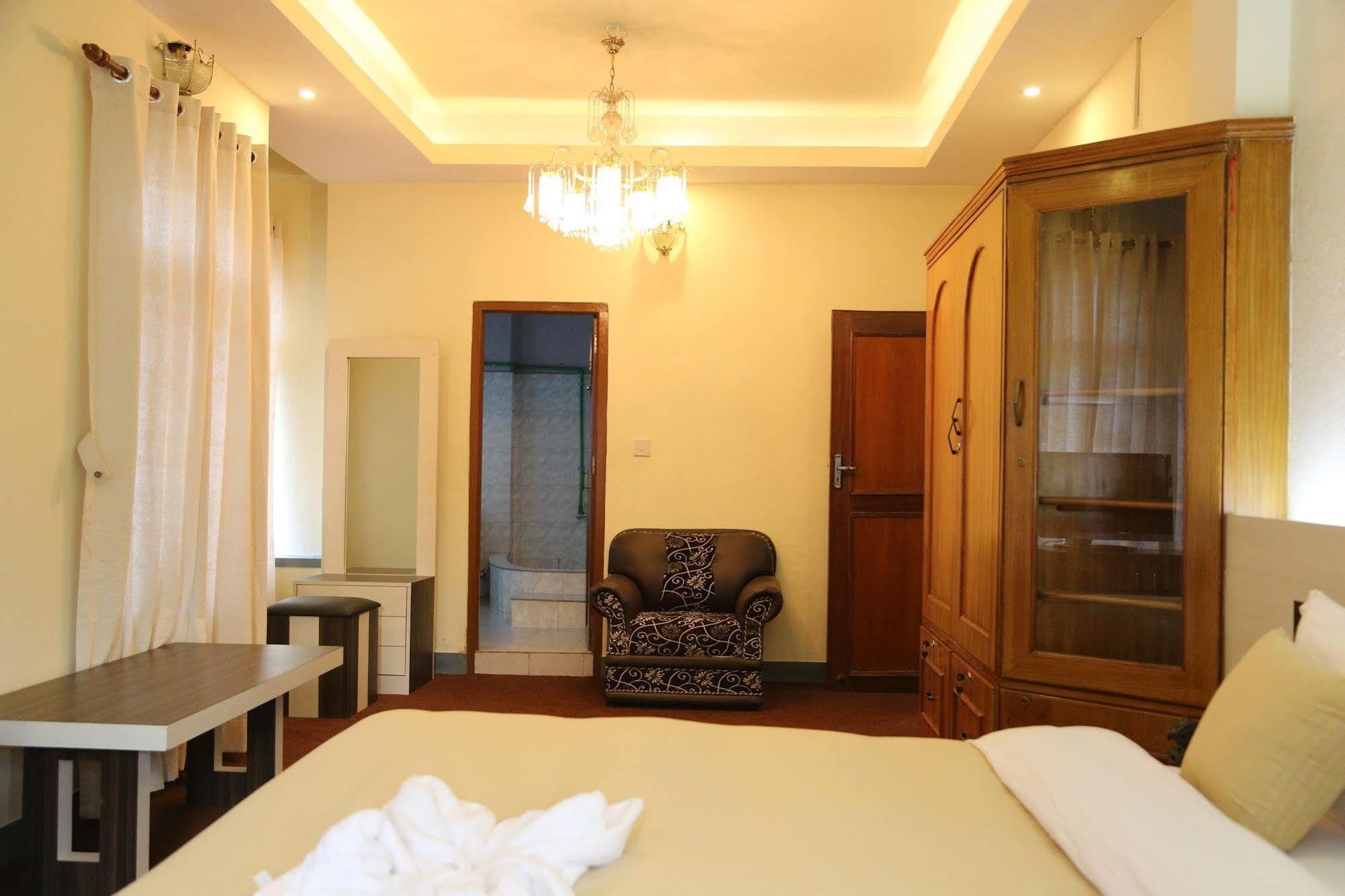 Bed And Breakfast Thamel Katmandú Exterior foto