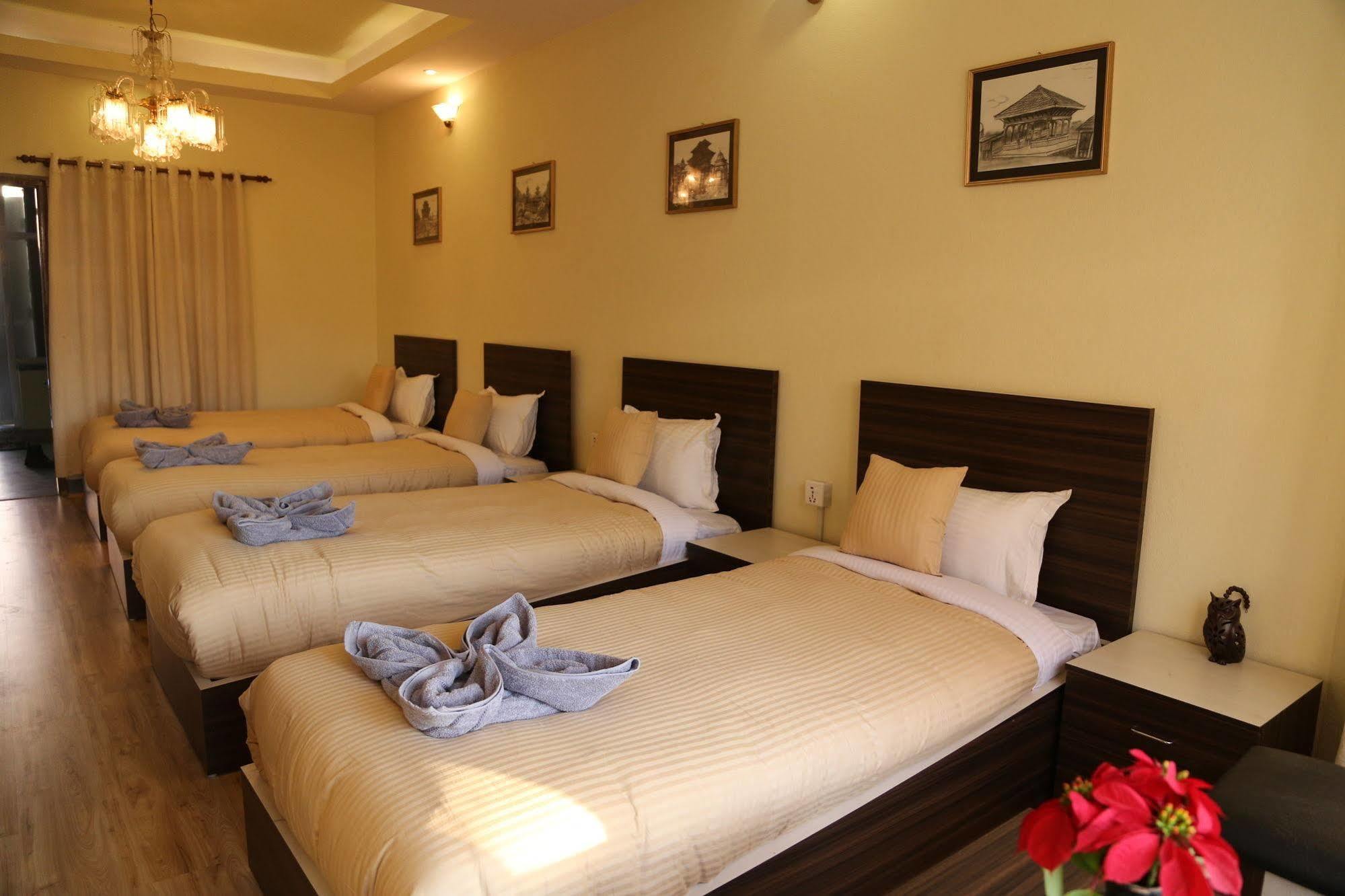Bed And Breakfast Thamel Katmandú Exterior foto